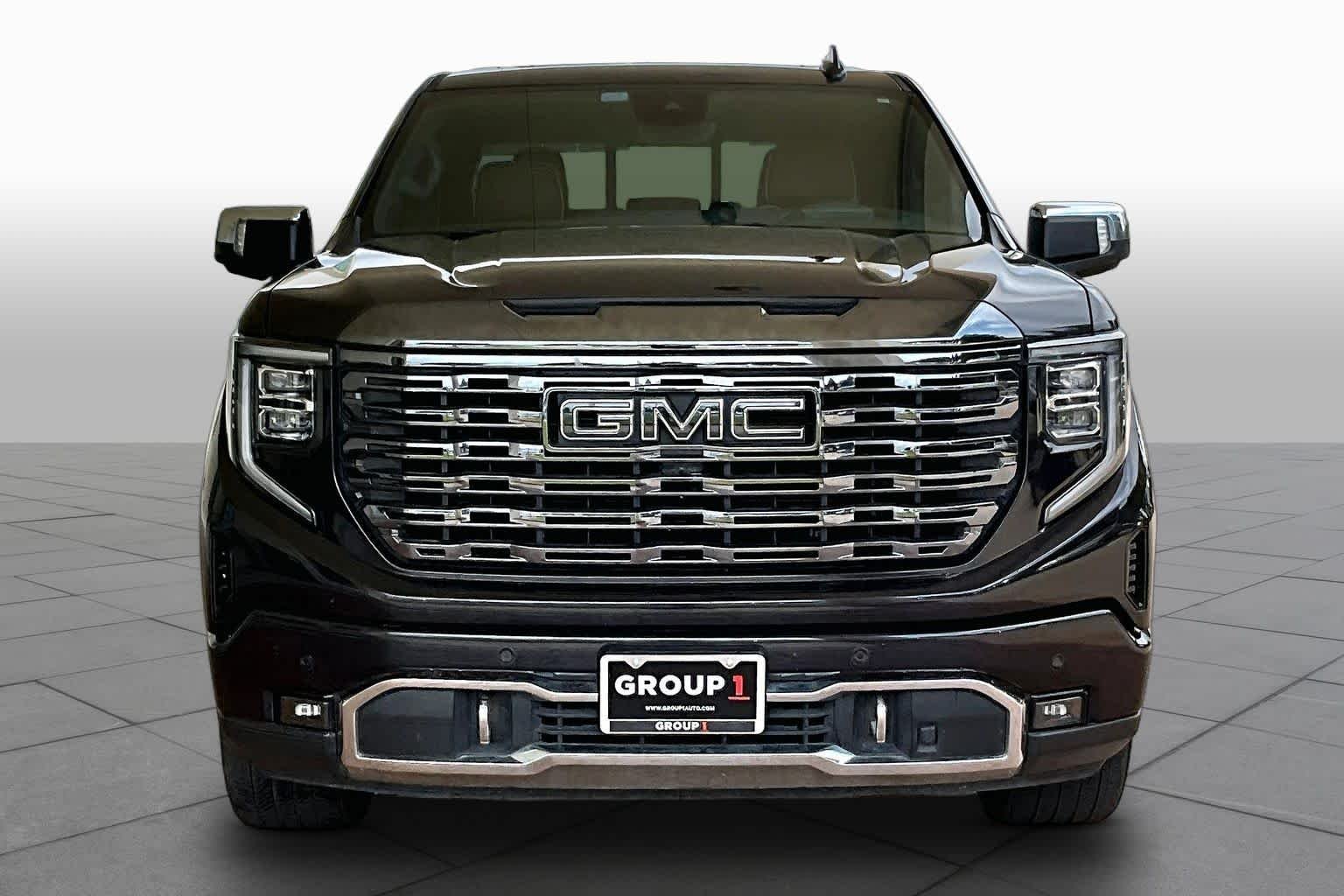 Used 2024 Titanium Rush Metallic GMC Denali Ultimate image 4