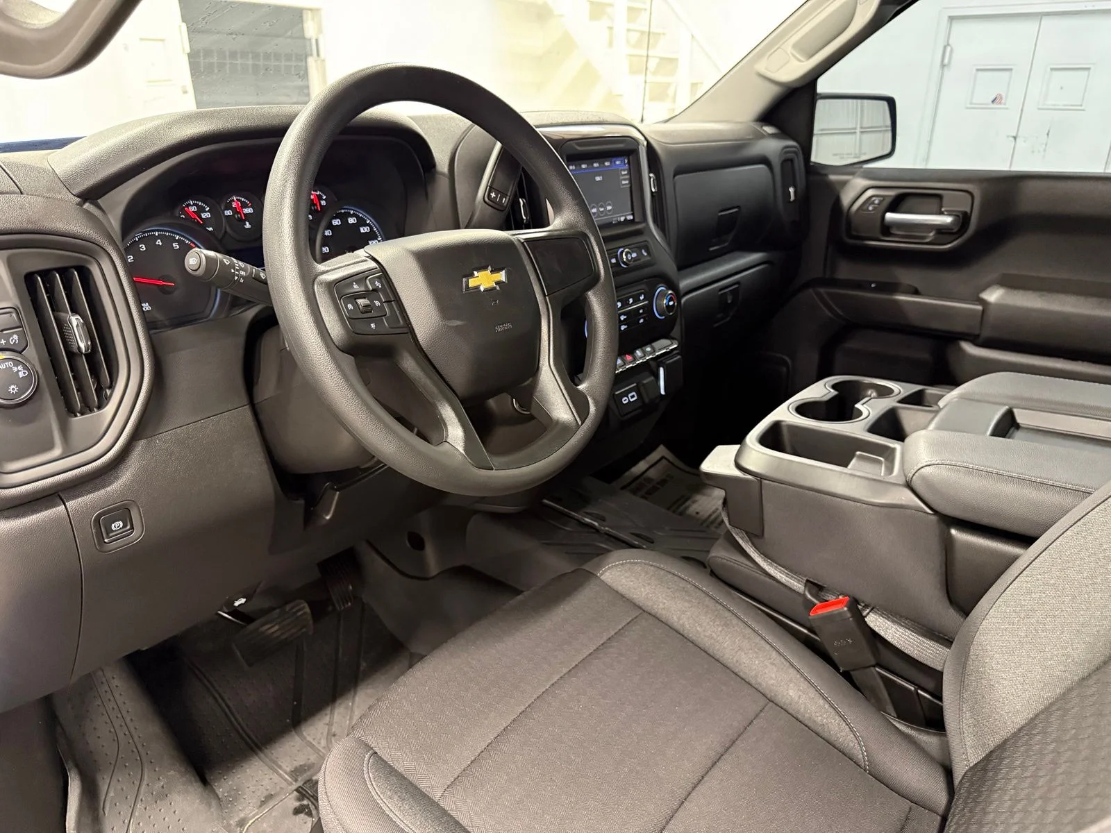 Used 2025 Blue Chevrolet Custom image 17