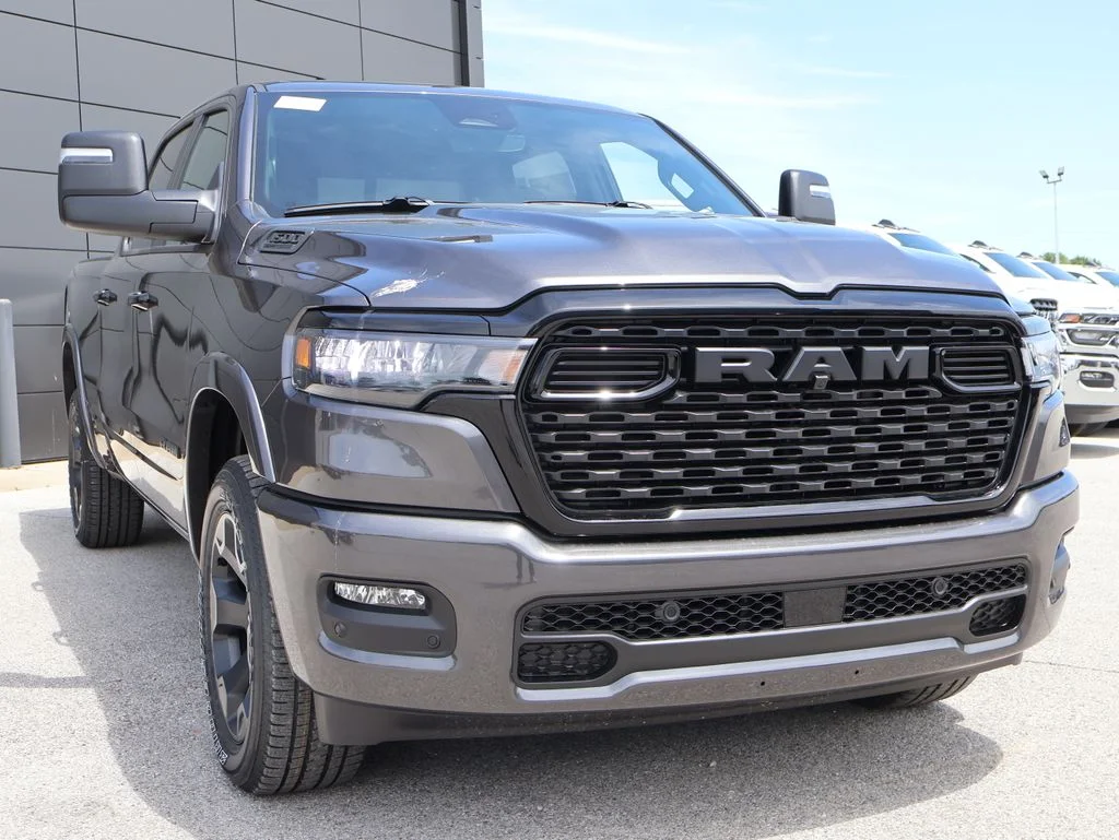 New 2026 Granite Crystal Metallic Clear-Coat Exterior Paint RAM Big Horn/Lone Star image 6