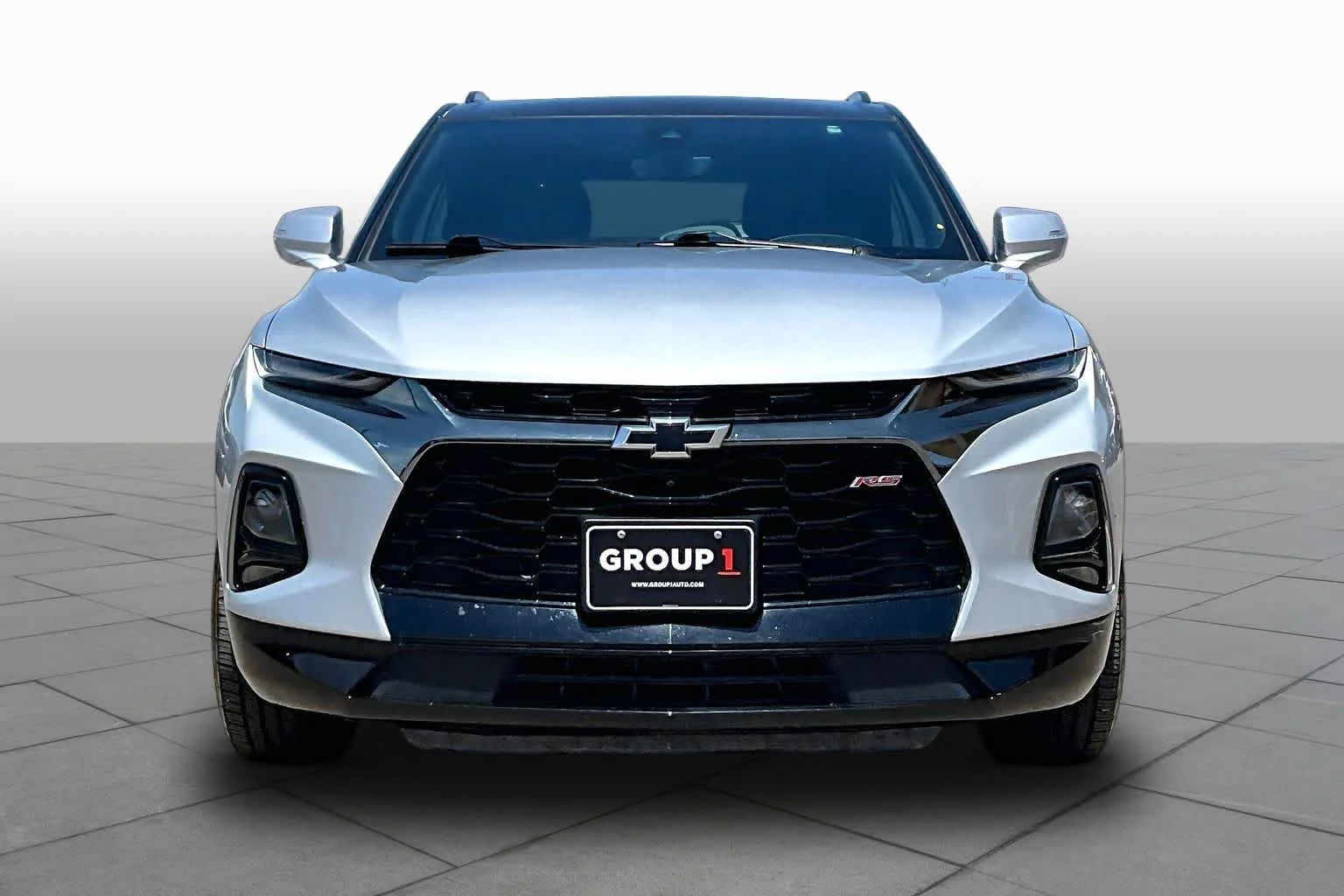 Used 2022 Silver Ice Metallic Chevrolet RS image 4