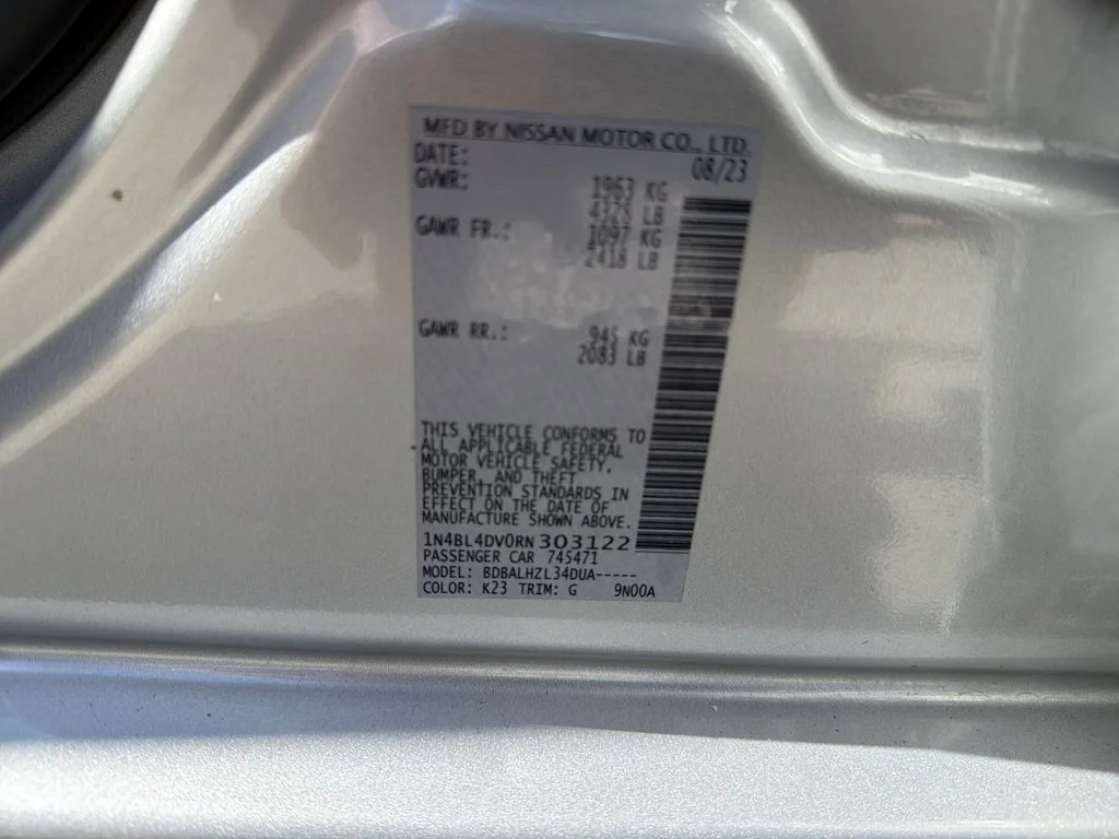 2024 Nissan Altima SV - Photo 31