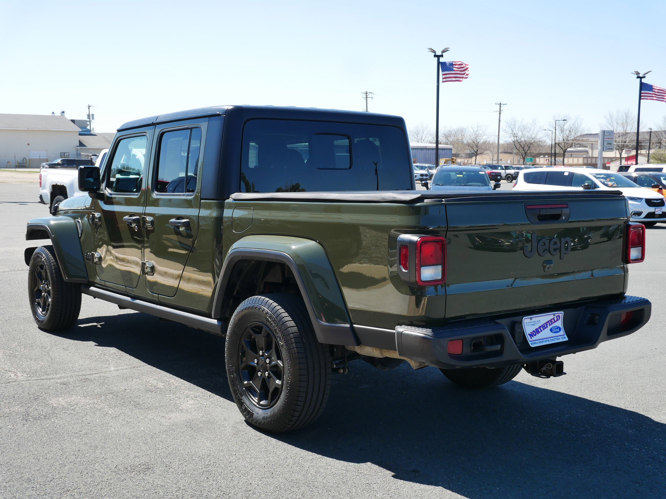 View vehicle photo 6