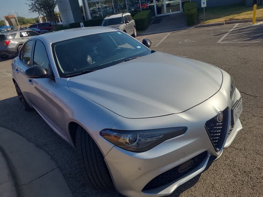 Pre-Owned 2019 Alfa Romeo Giulia Ti