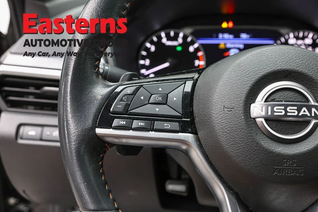 Used 2023 Black Nissan 2.5 SR image 15