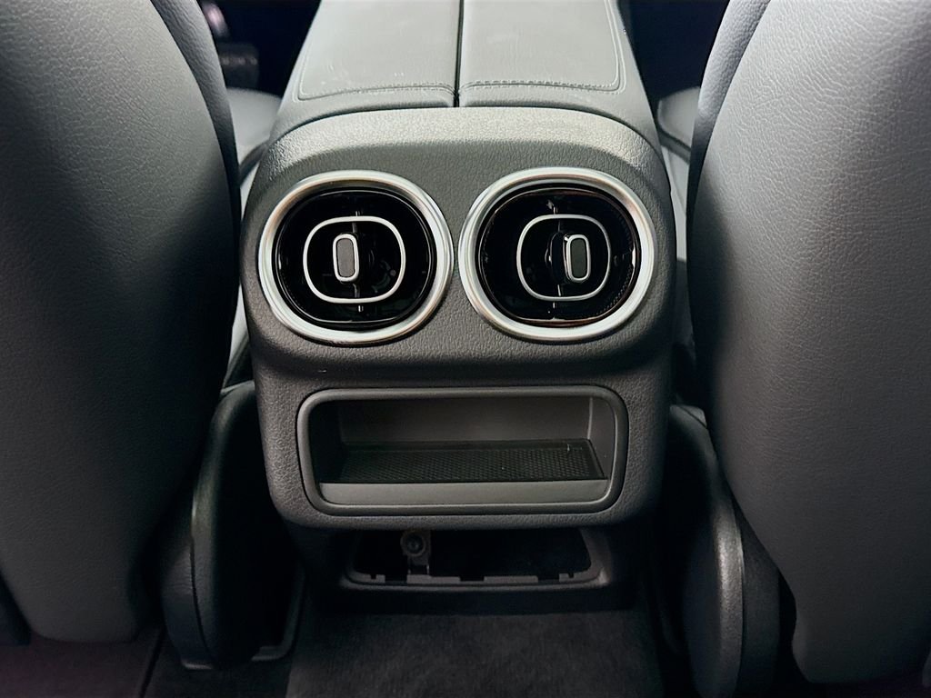 New 2026 Black Mercedes-Benz GLC 300 image 25