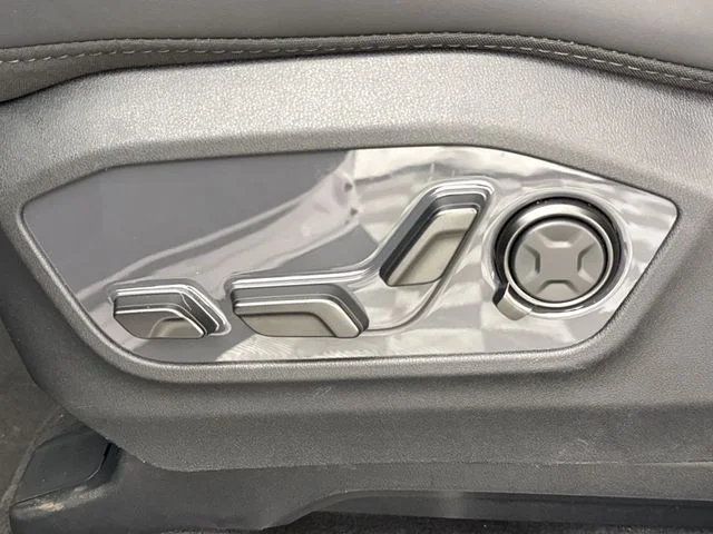 New 2027 Glacial White Pearl Kia X-LINE SX PRESTIGE image 12