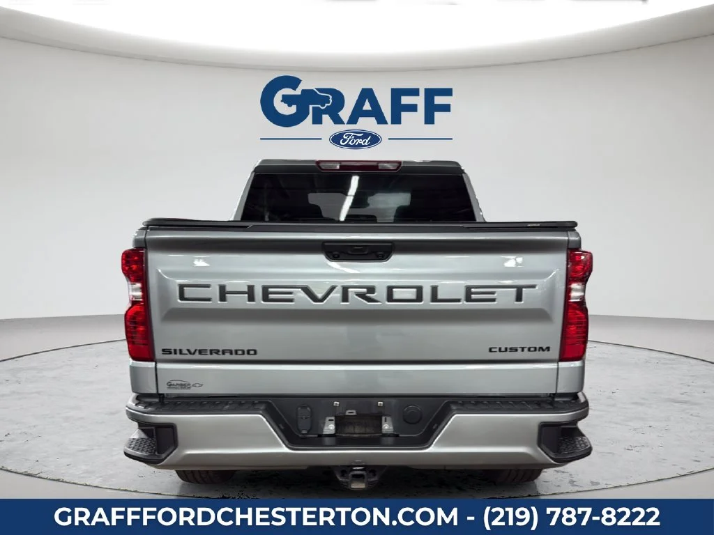 Used 2024 Gray Chevrolet Custom image 8