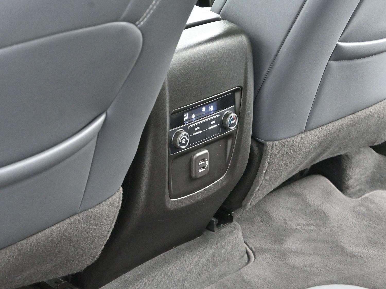 2022 Buick Enclave Essence - Photo 31