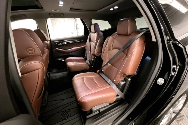 Used 2021 Ebony Twilight Metallic Buick Avenir image 25