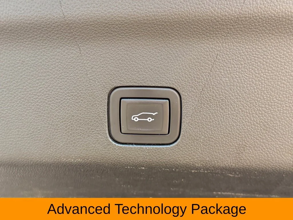 Used 2023 ONYX BLACK GMC Denali Ultimate image 14
