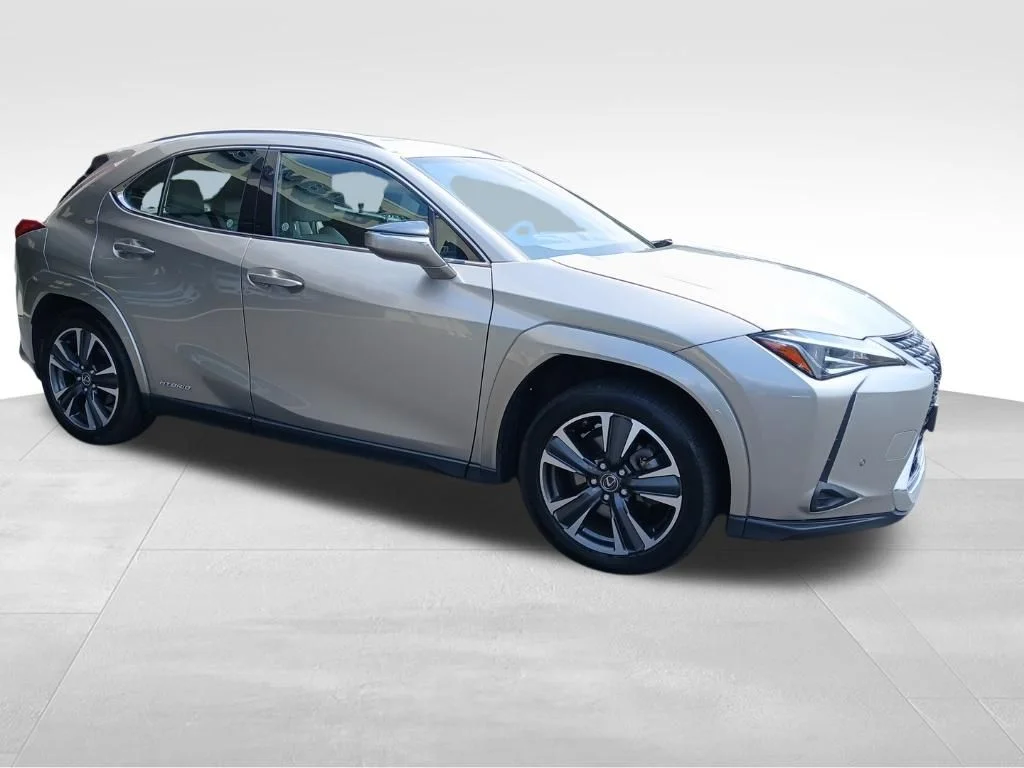 Used 2022 Silver Lexus 250h Base image 1