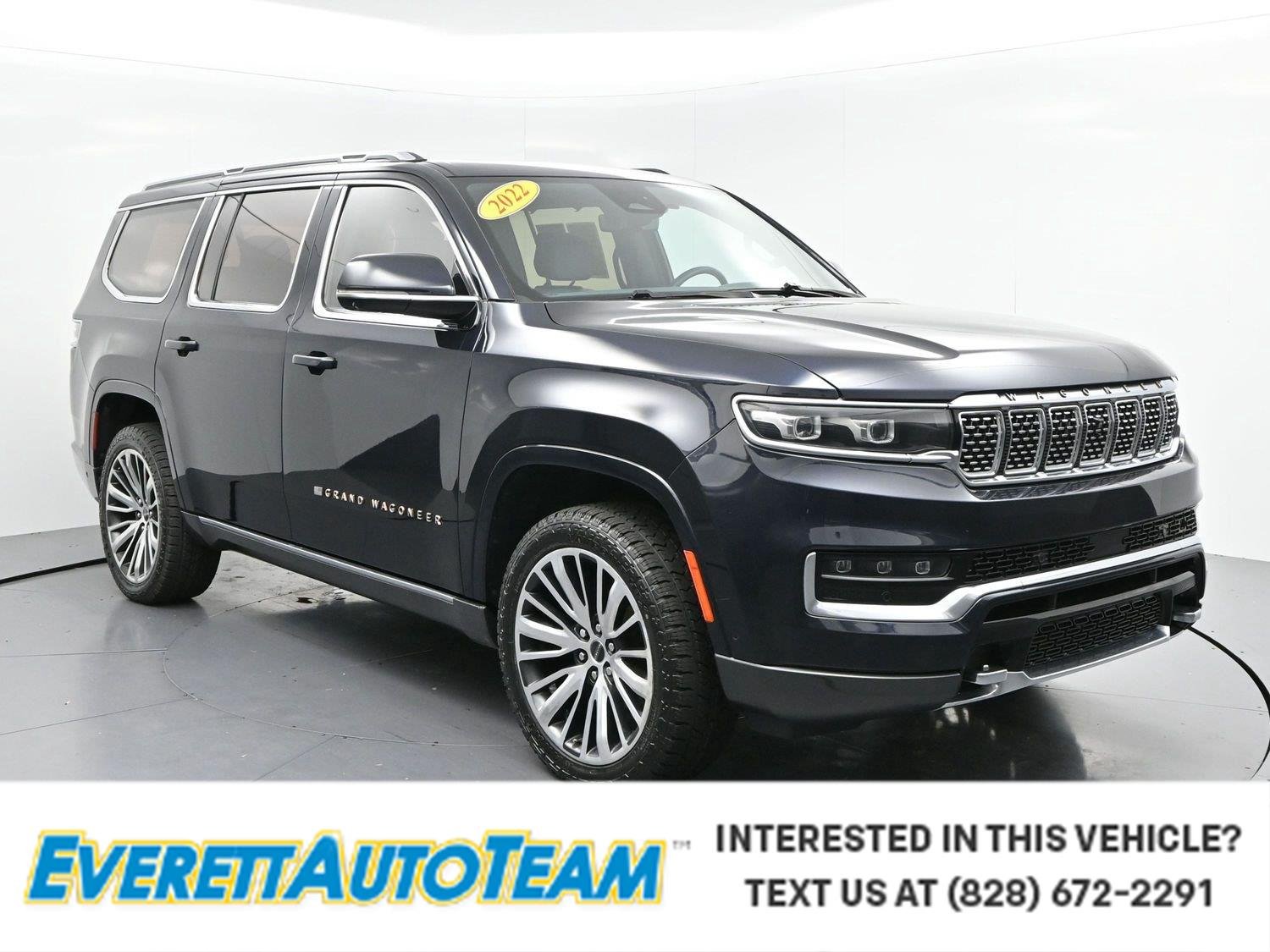 Used 2022 Blue Jeep Series III image 1