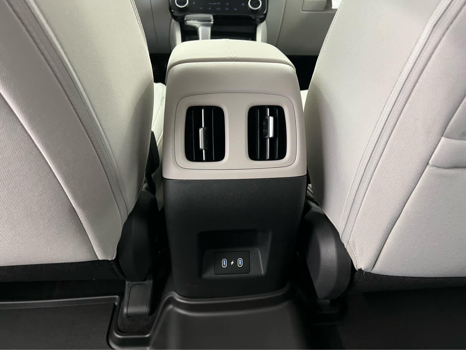 Used 2025 Phantom Black Hyundai SEL image 30