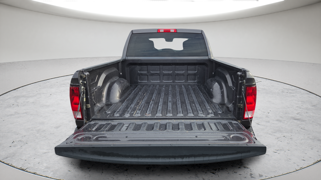 Used 2014 Gray Ram Tradesman image 21