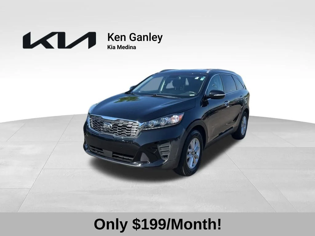 2020 Kia Sorento LX AT's photo