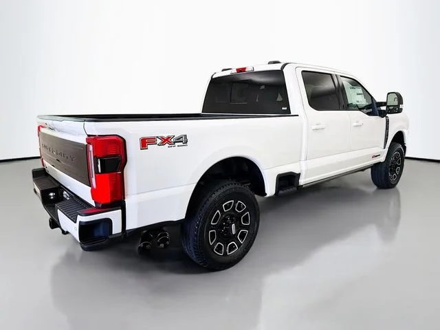 2026 Ford F-350 Super Duty Platinum - Photo 7