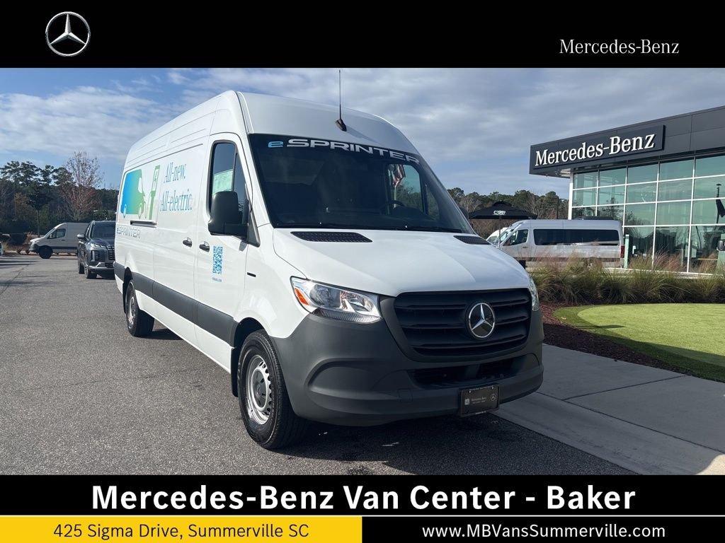 2024 Mercedes-Benz eSprinter 2500 170 WB HO High Roof's photo