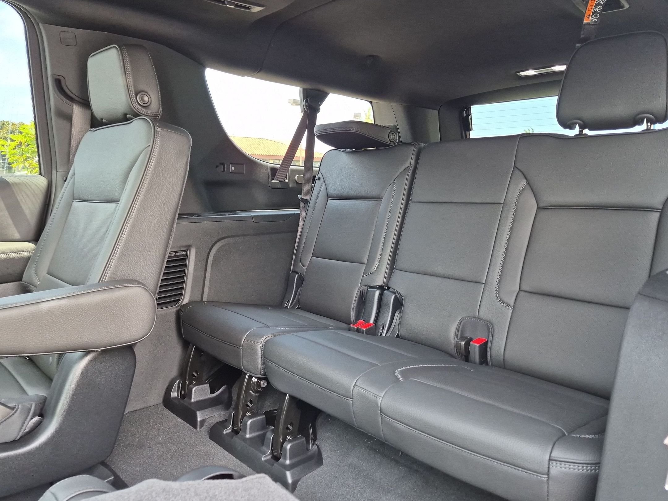 2026 GMC Yukon XL Denali - Photo 30