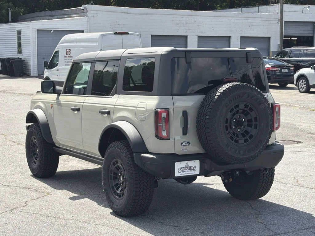 New 2026 Desert Sand Ford Badlands® image 5