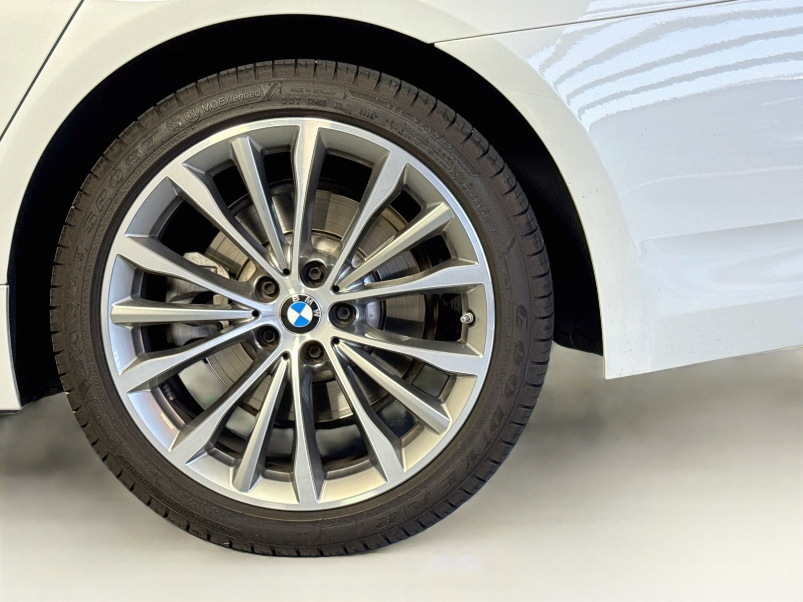Used 2023 Mineral White Metallic BMW 530i image 29