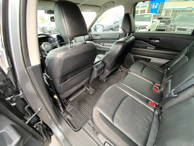 Used 2022 Gray Nissan SL image 23