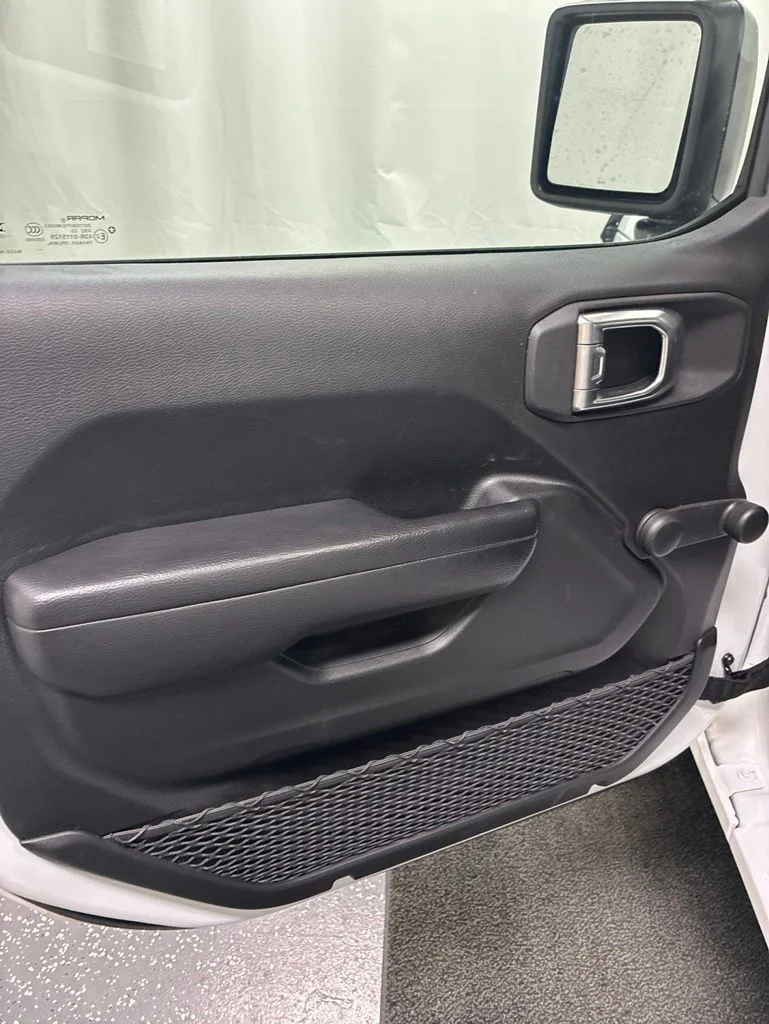 Used 2023 White Jeep Sport image 12