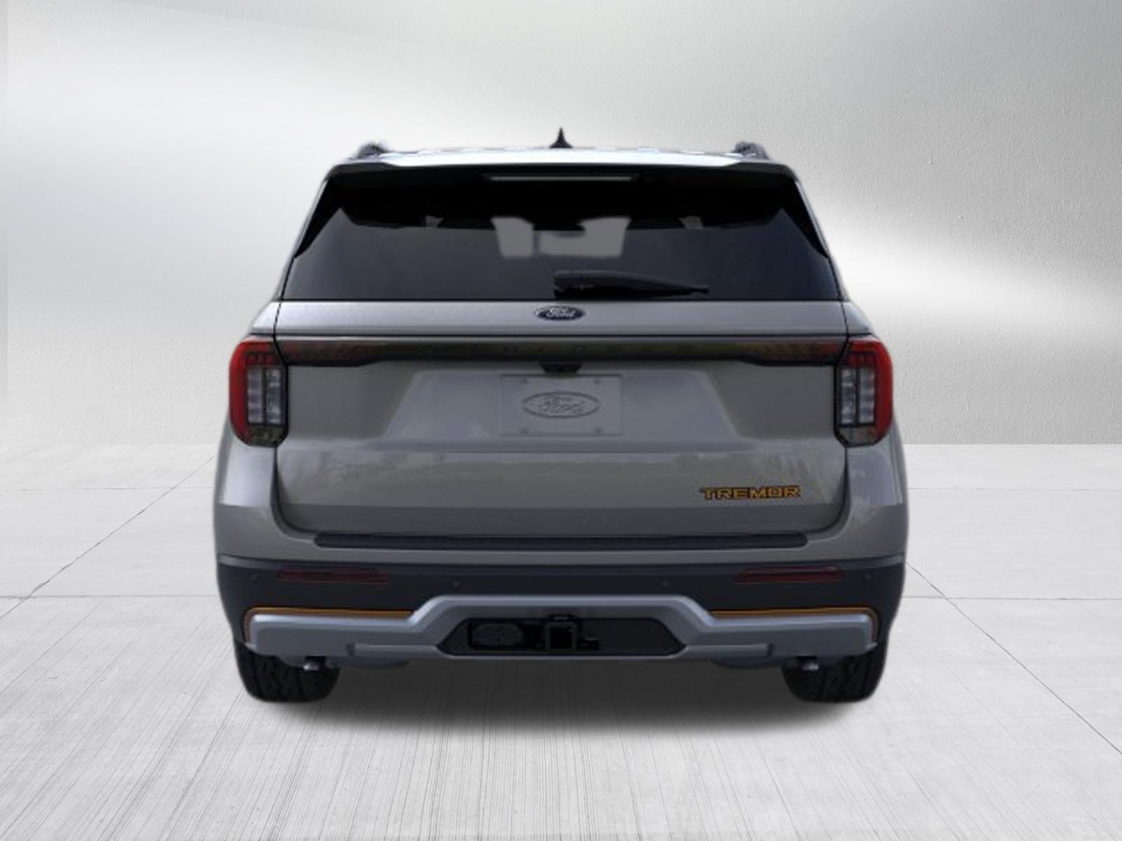 New 2026 Carbonized Gray Metallic Ford Tremor image 7
