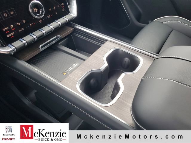 2026 GMC Acadia Denali - Photo 18