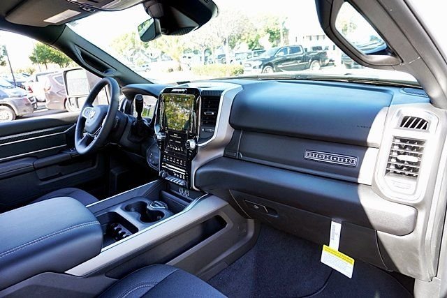 New 2026 Bright White Clear-Coat Exterior Paint RAM Big Horn image 12