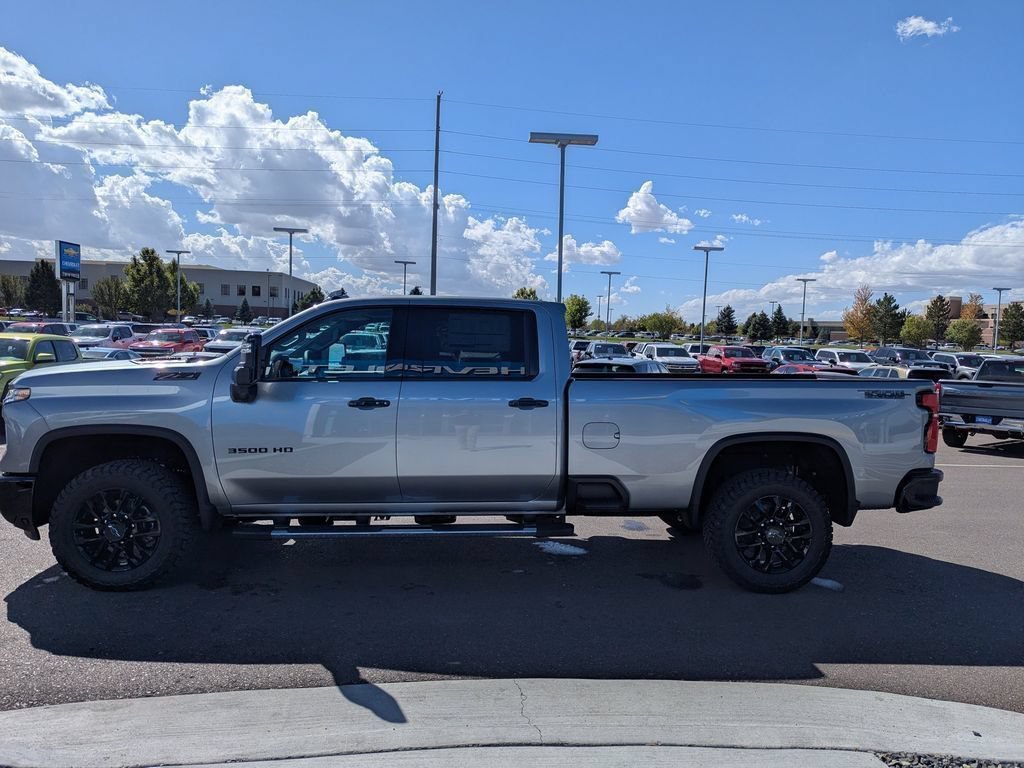 2026 Chevrolet Silverado 3500HD LTZ - Photo 7