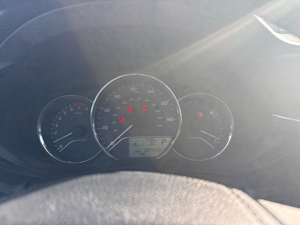 Used 2014 Gray Toyota L image 10
