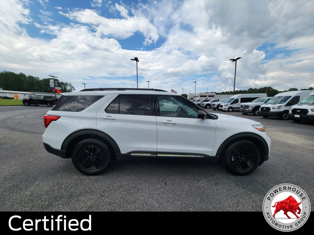 Used 2022 White Ford XLT image 6