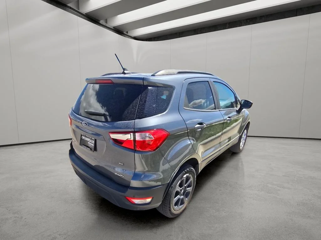 Used 2020 Smoke Metallic Ford SE image 5