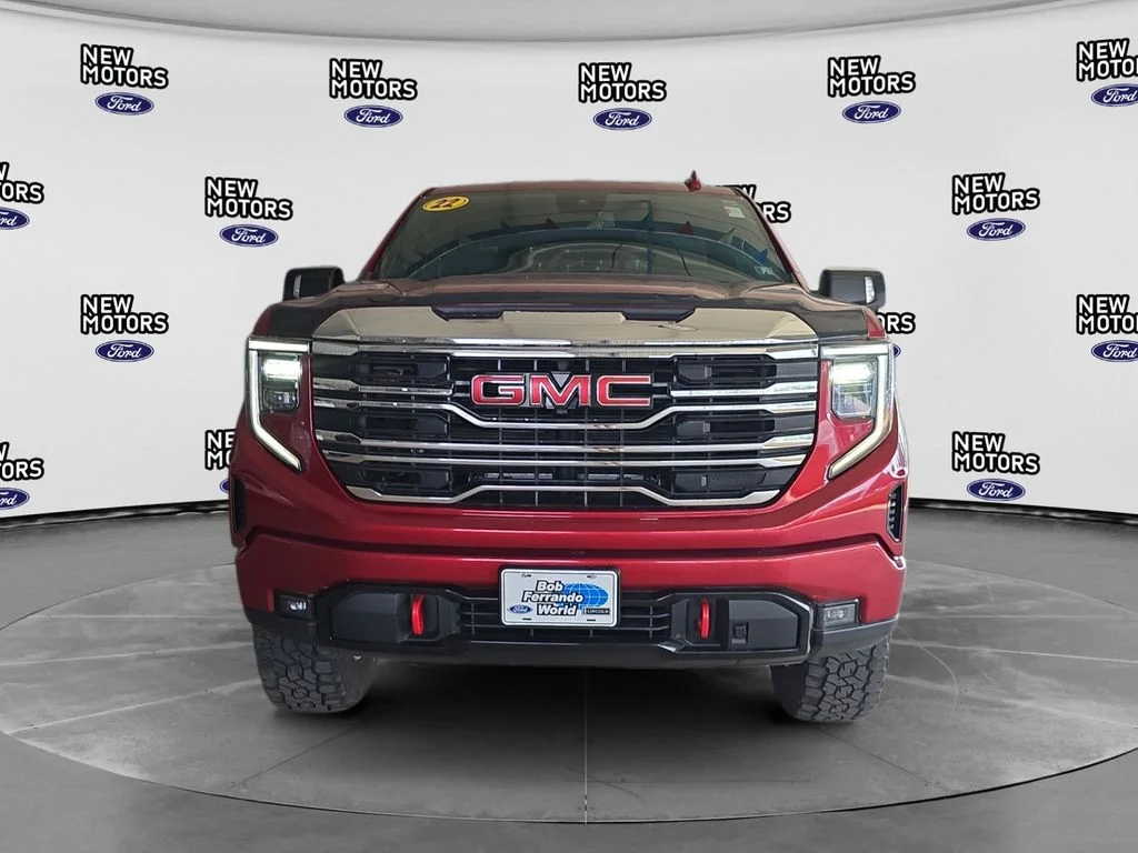 Used 2022 Cayenne Red GMC AT4 image 7