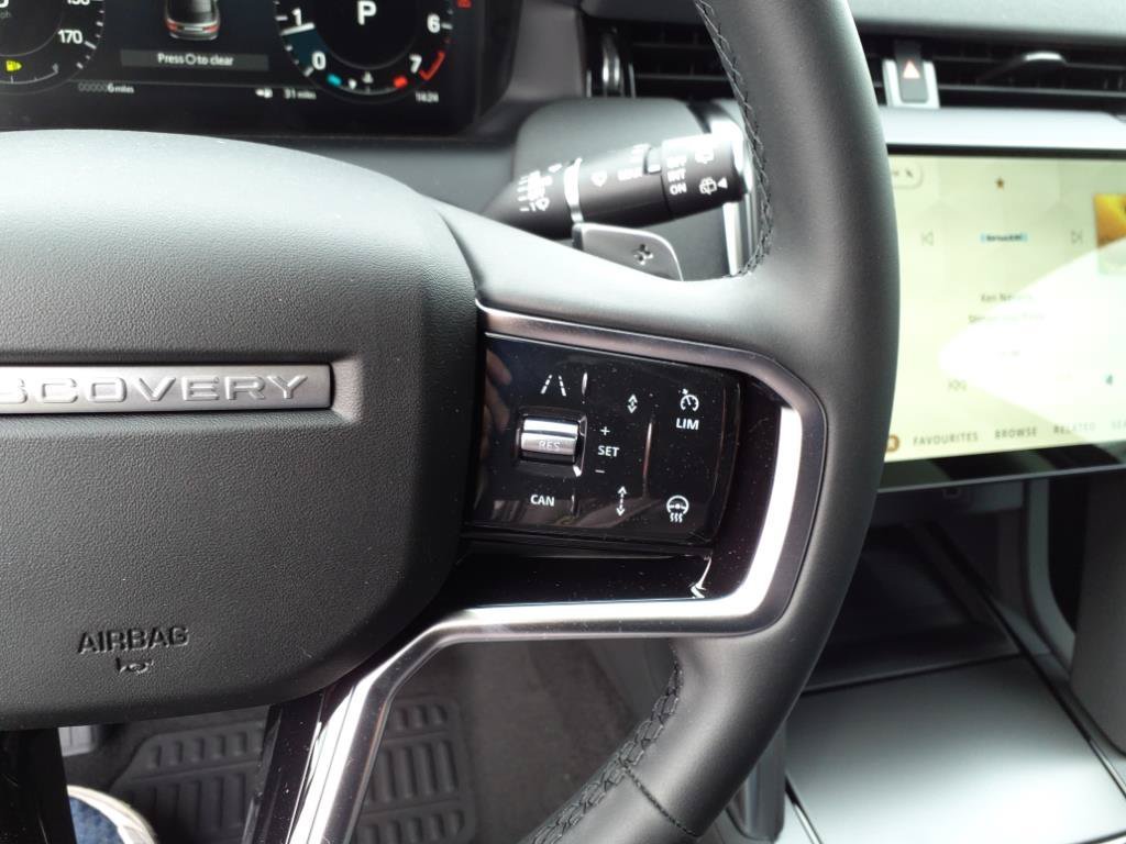 Used 2025 Santorini Black Land Rover S image 15