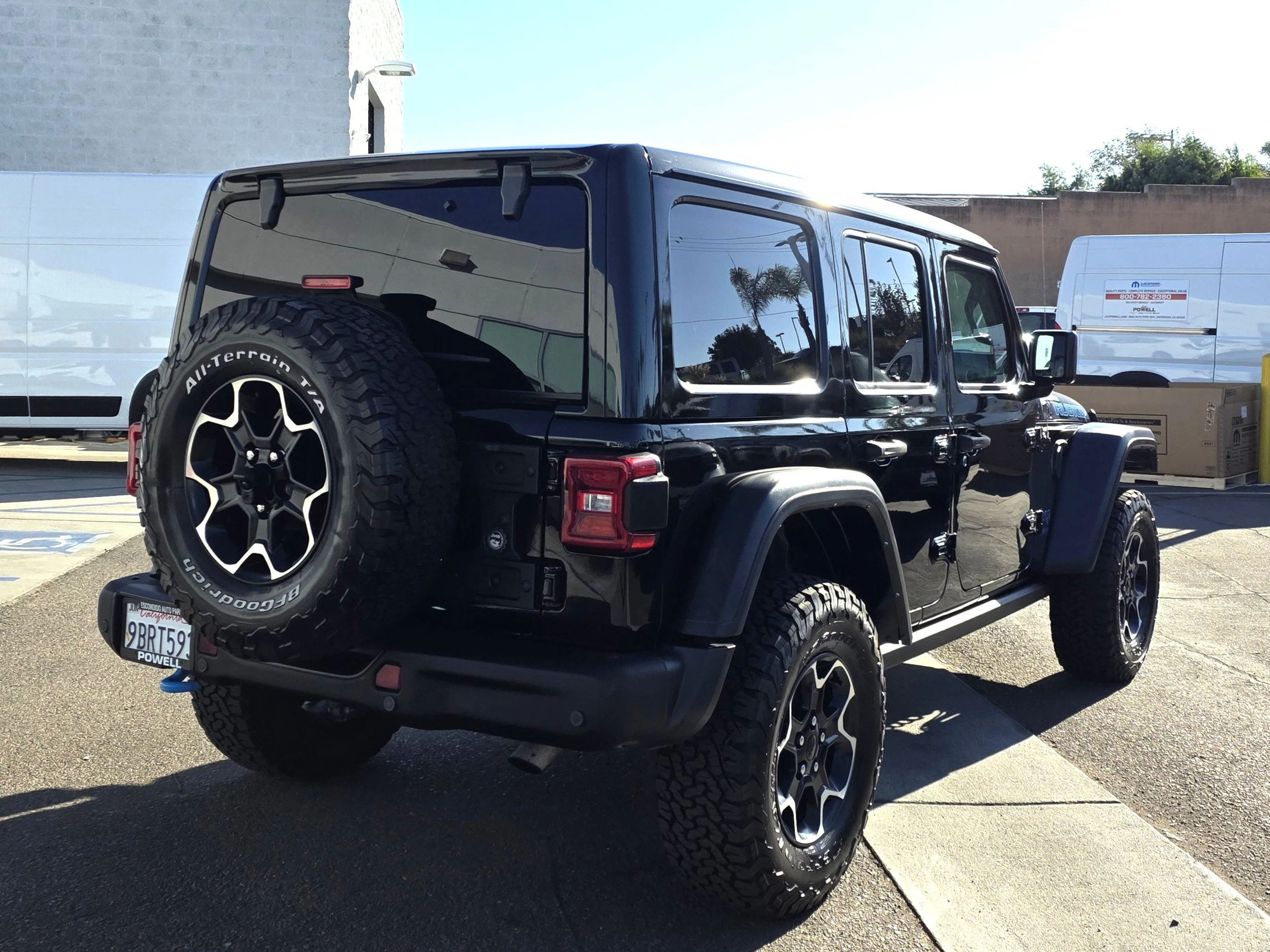 Certified Used 2022 Black Clearcoat Jeep Unlimited Rubicon 4xe image 5
