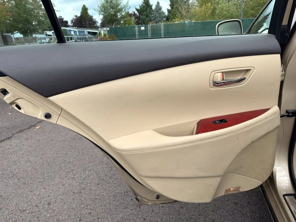Used 2007 Golden Almond Metallic Lexus 350 image 19