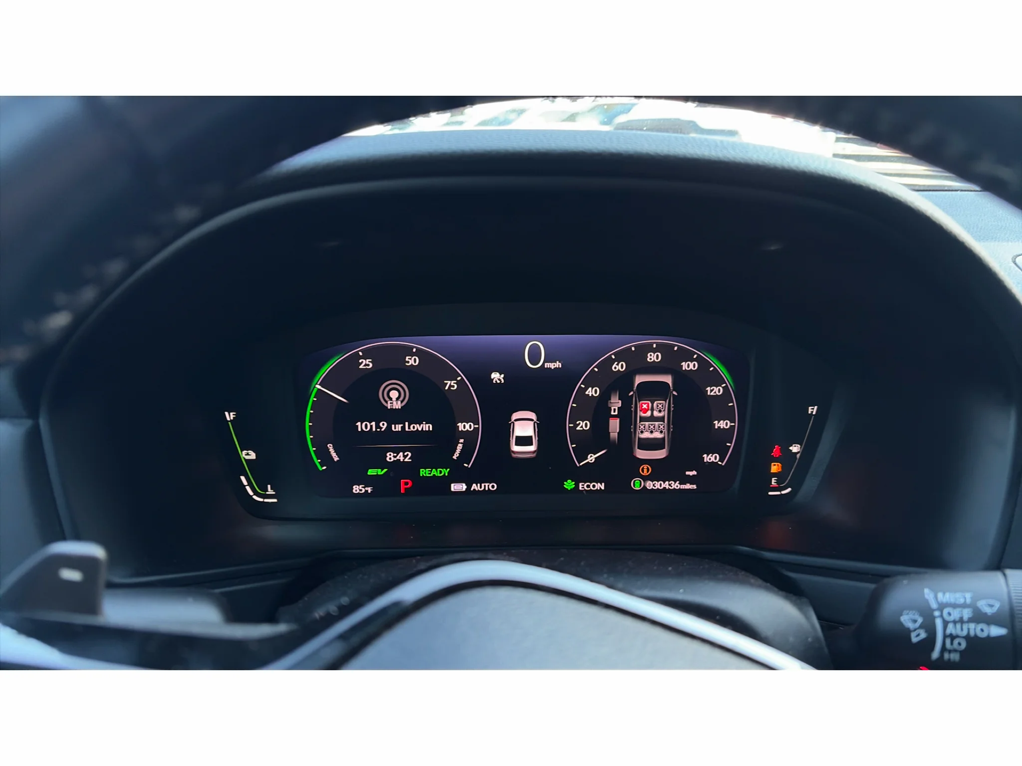 Used 2024 Solar Silver Metallic Honda Touring image 10