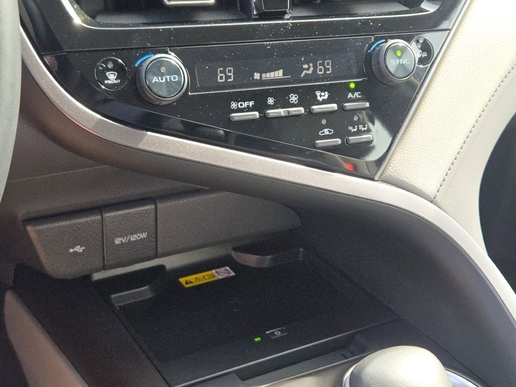 Used 2024 Silver Toyota Hybrid XLE image 25