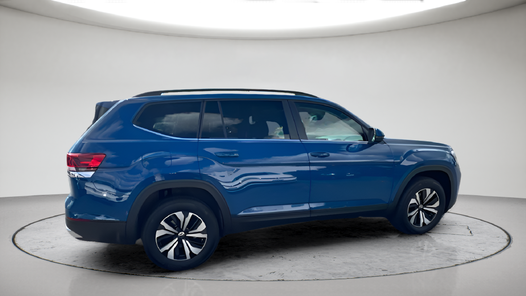 Used 2026 Blue Volkswagen SE image 10