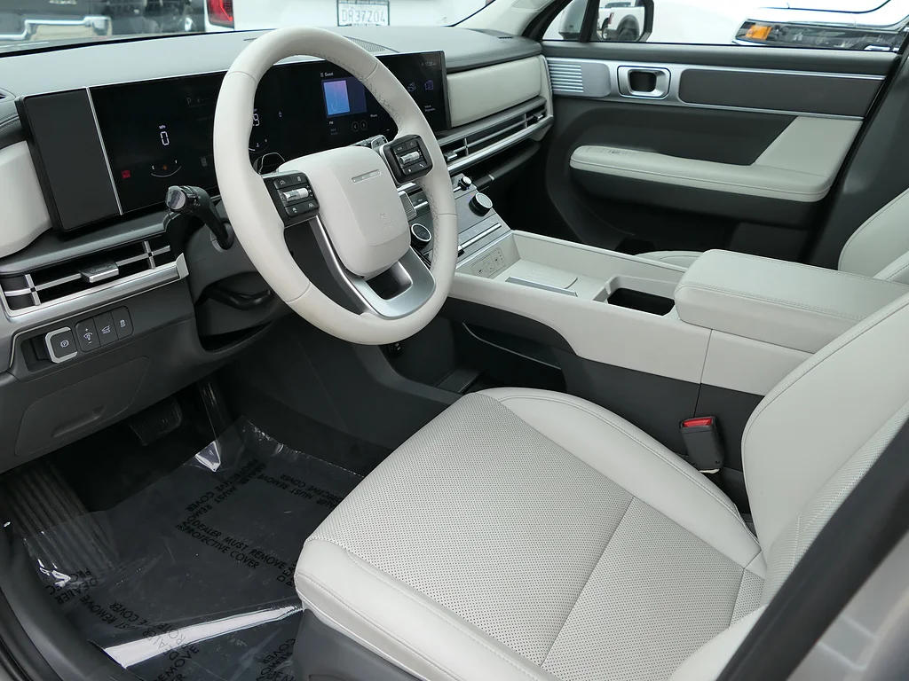 Used 2026 Shimmering Silver Metallic Hyundai SEL image 11