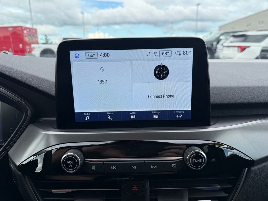 Used 2023 Oxford White Ford Active image 26
