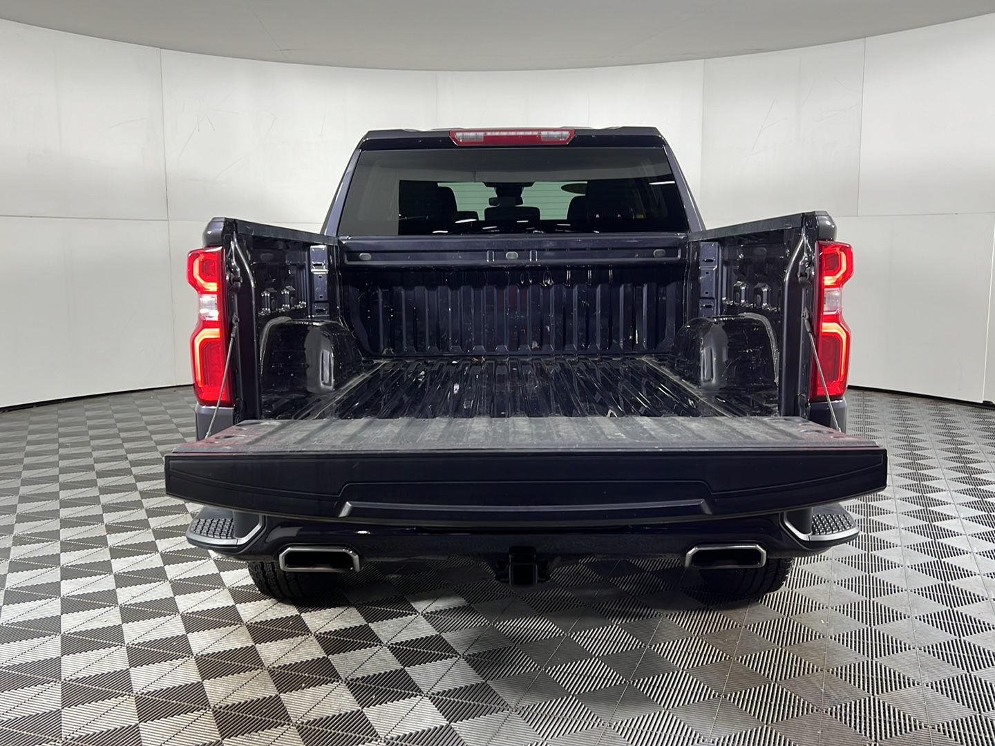Used 2023 Dark Ash Metallic Chevrolet RST image 7