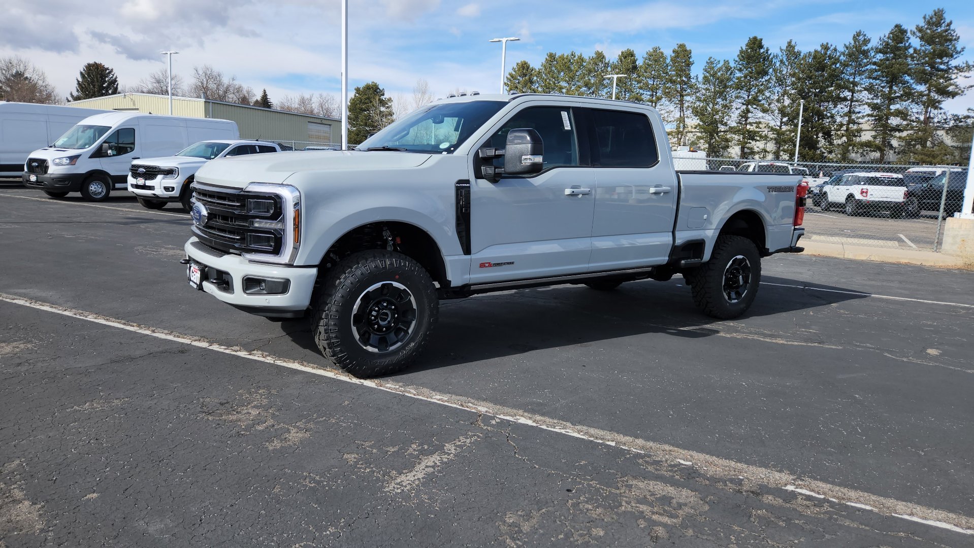 New 2026 Avalanche Ford Platinum image 4