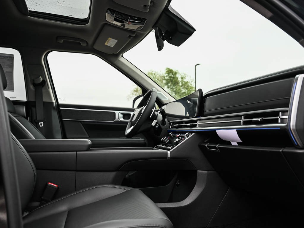 2026 Hyundai Santa Fe Limited - Photo 11