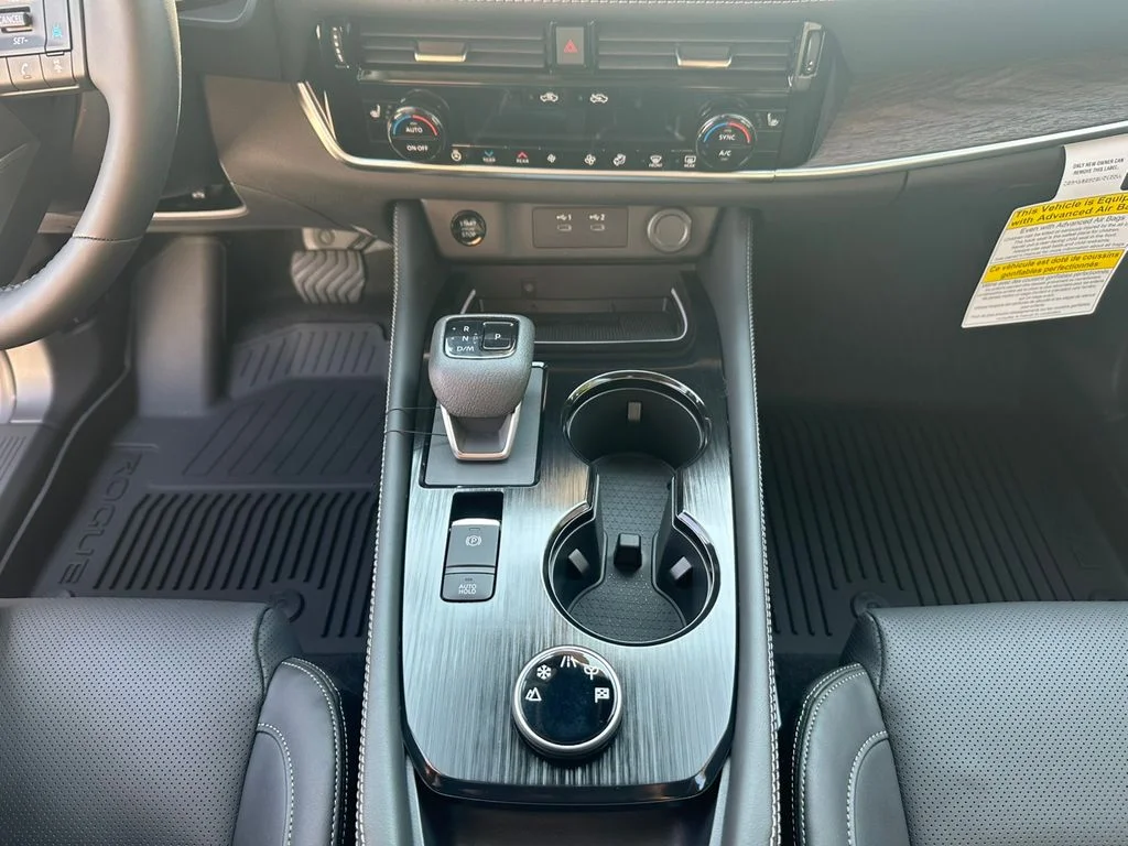 New 2026 Gold Nissan Platinum image 19