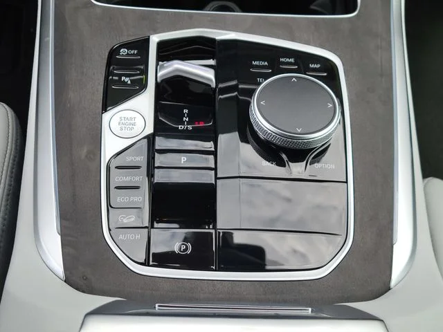 Used 2026 Gray BMW xDrive40i image 23