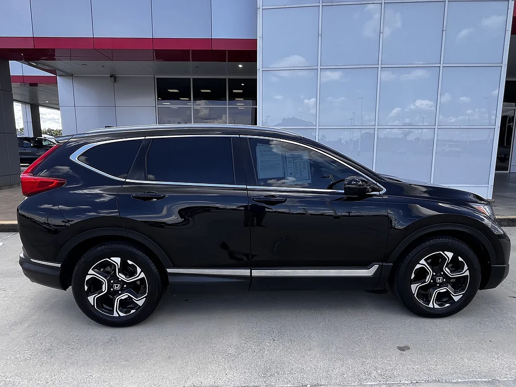 Used 2019 Crystal Black Pearl Honda Touring image 2