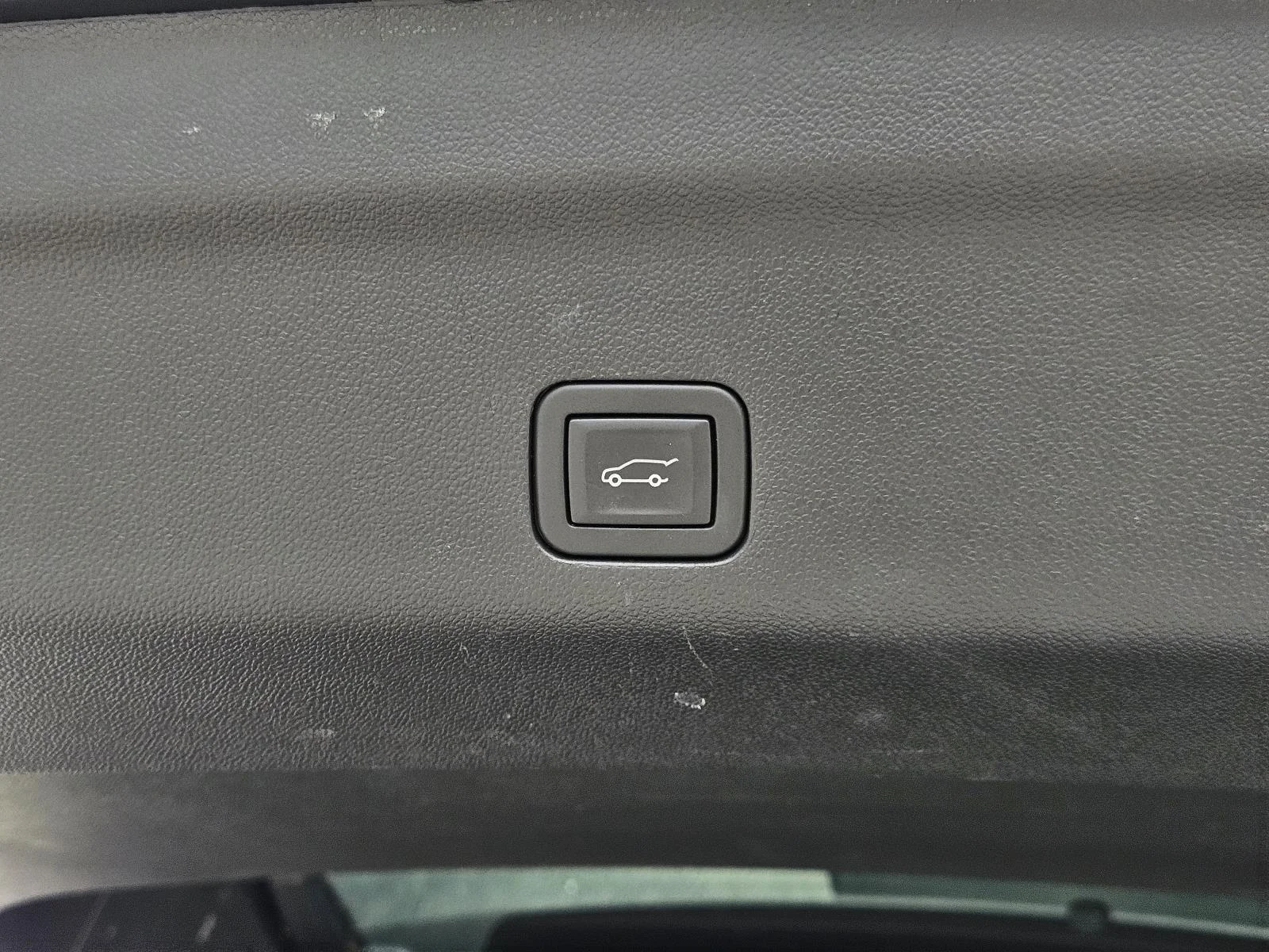 Used 2024 Gray Chevrolet 2WD 4dr LT image 10