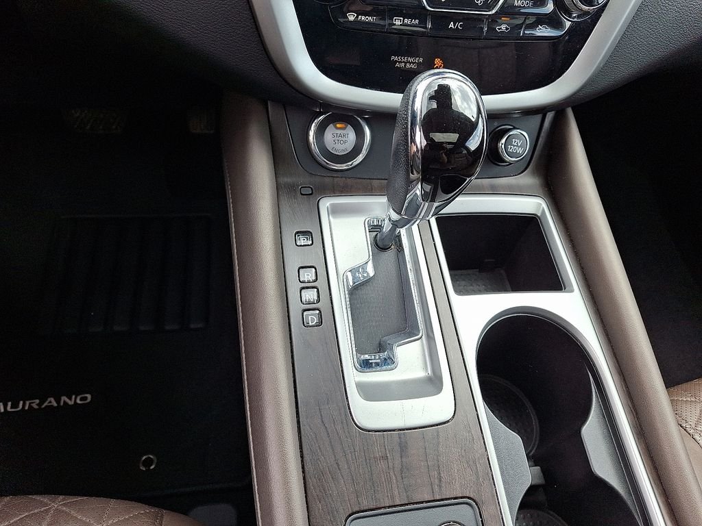 Used 2020 White Nissan Platinum image 16